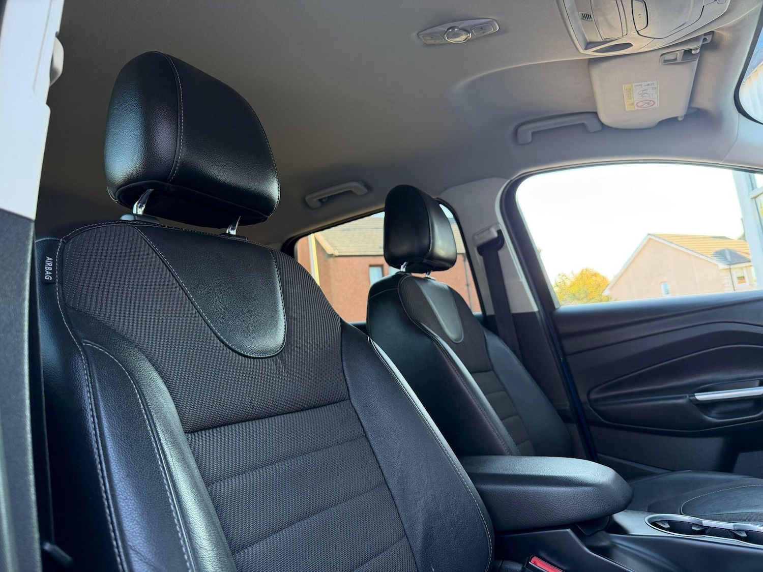 Used Ford Kuga 2016 for sale - 76647479: Photo 4