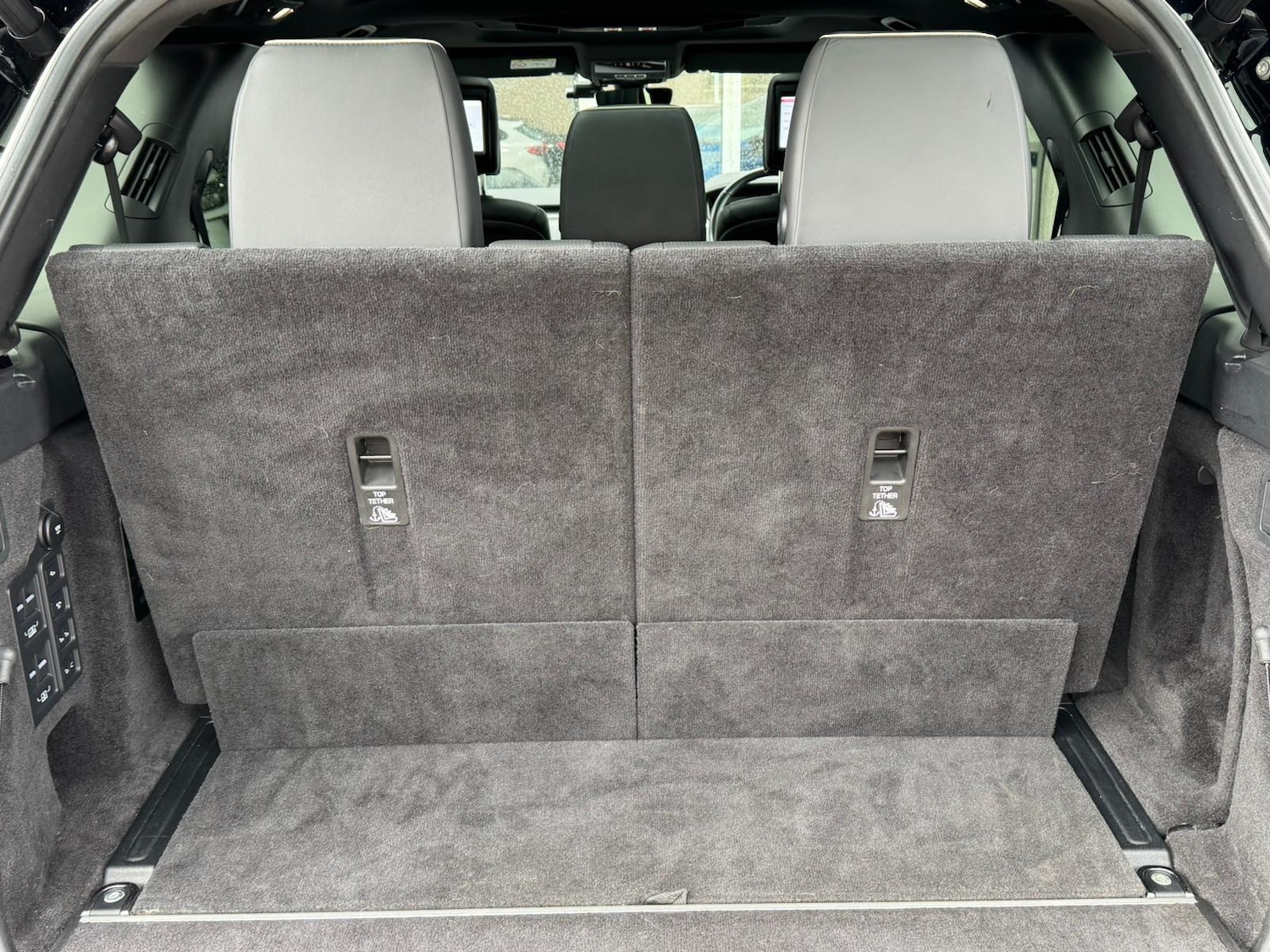 Used Land Rover Discovery 2019 for sale - 76671517: Photo 32