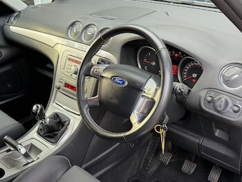 Used Ford S-Max 2010 for sale - 77574658: Photo