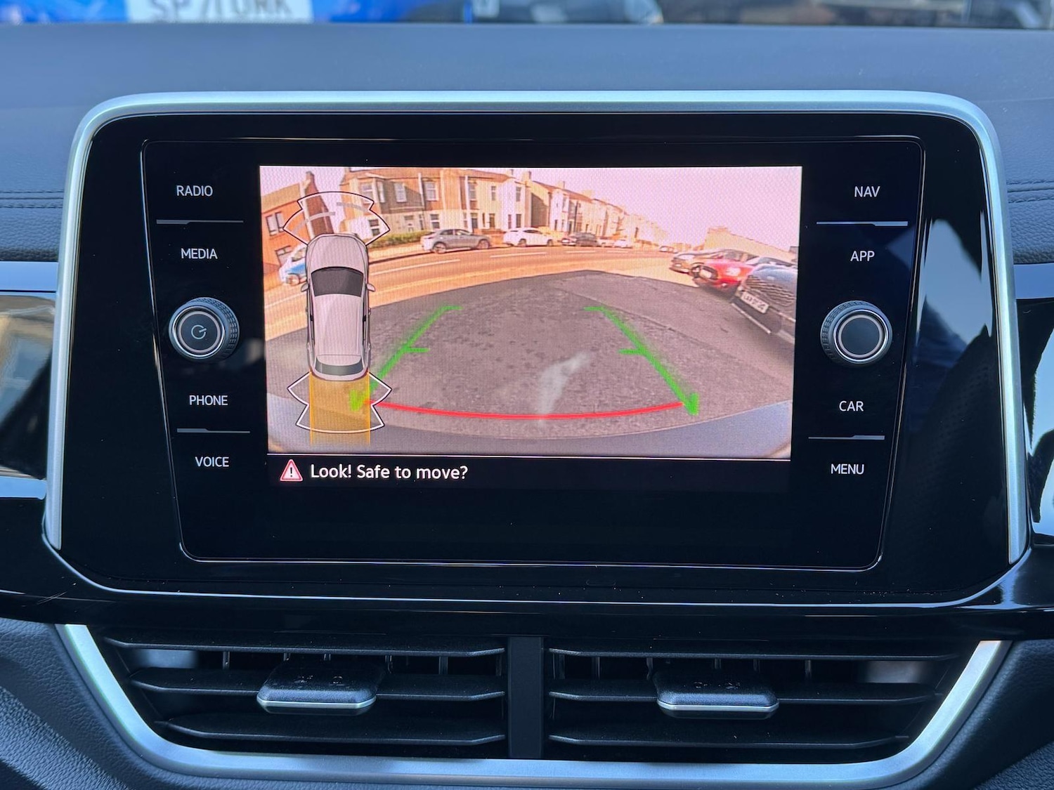 Used Volkswagen T-Roc 2024 for sale - 76990001: Photo 20