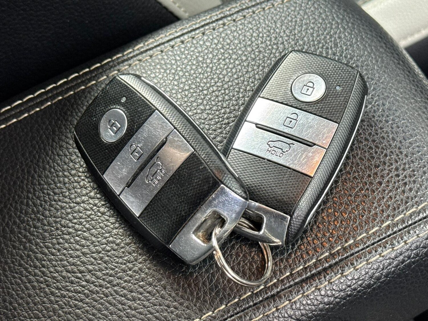 Used Kia Stonic 2017 for sale - 76647622: Photo 15