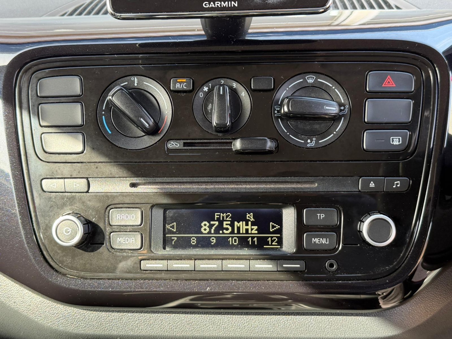 Used Volkswagen up! 2016 for sale - 77939717: Photo 7