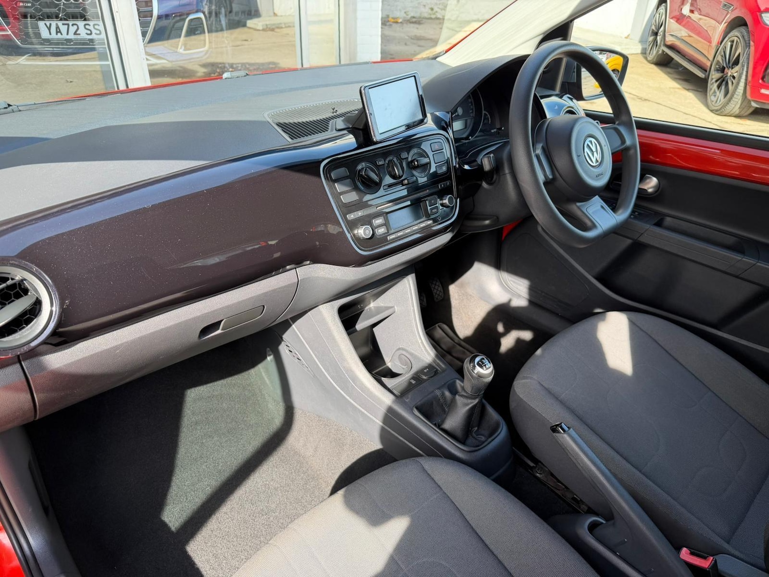 Used Volkswagen up! 2016 for sale - 77939717: Photo 9