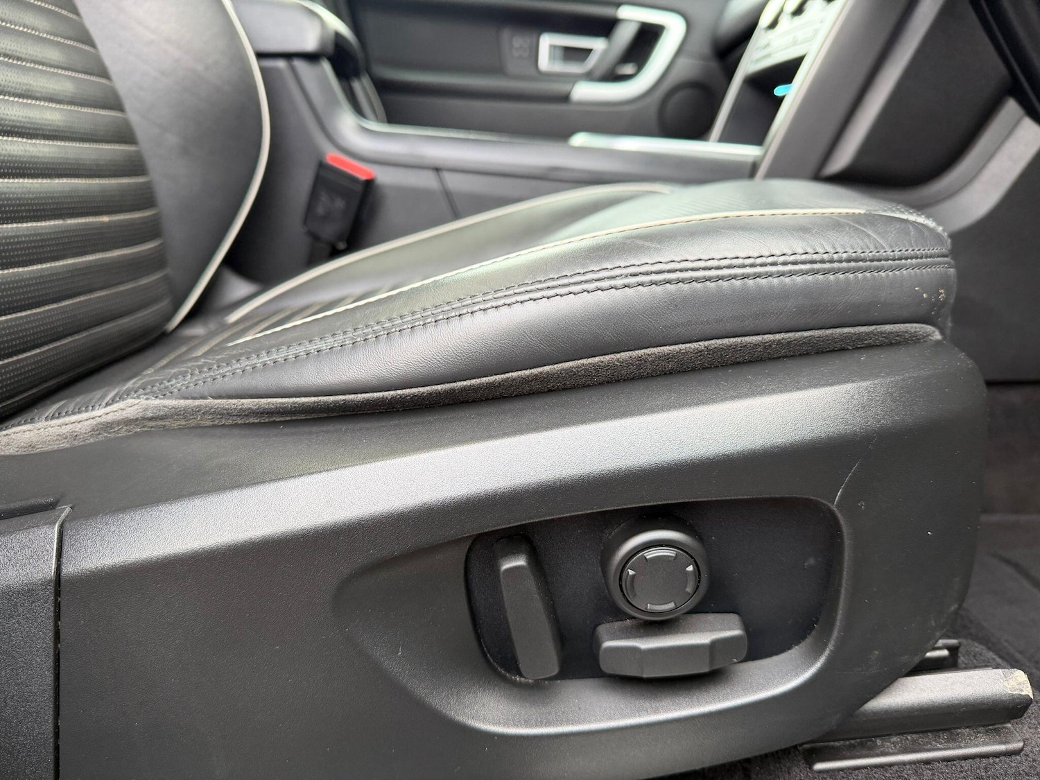 Used Land Rover Discovery Sport for sale - 77852957: Photo 18