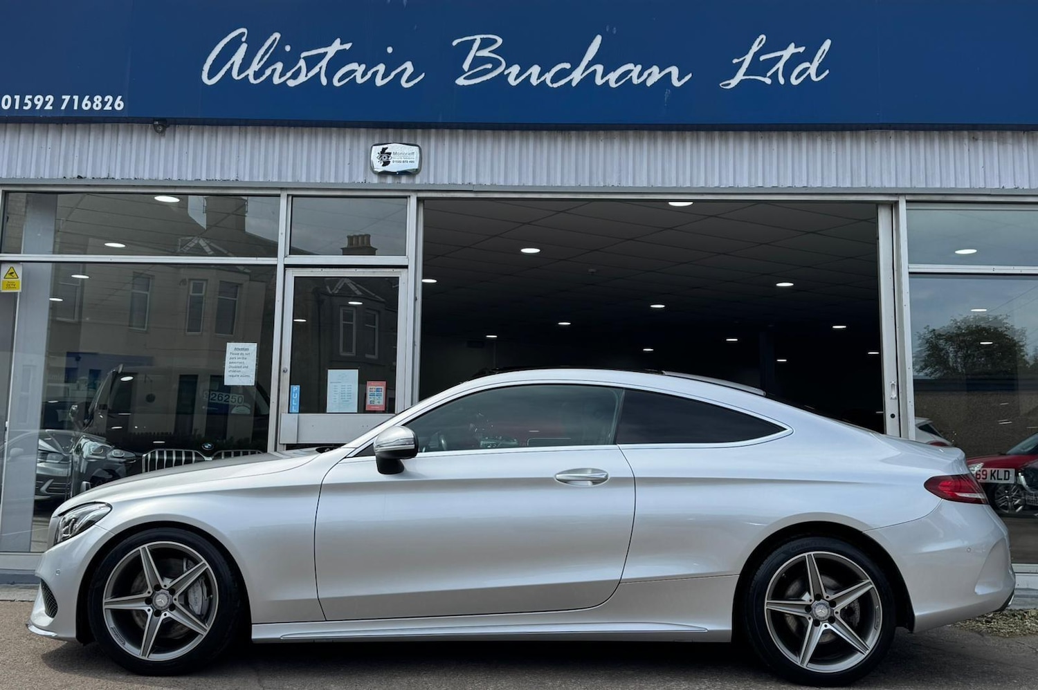 Used Mercedes-Benz C Class 2016 for sale - 76647525: Photo 2