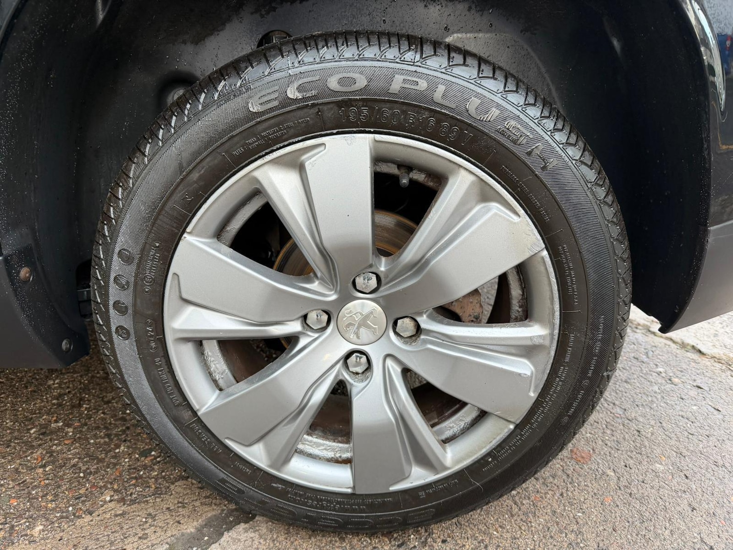 Used Peugeot 2008 2016 for sale - 76936504: Photo 15