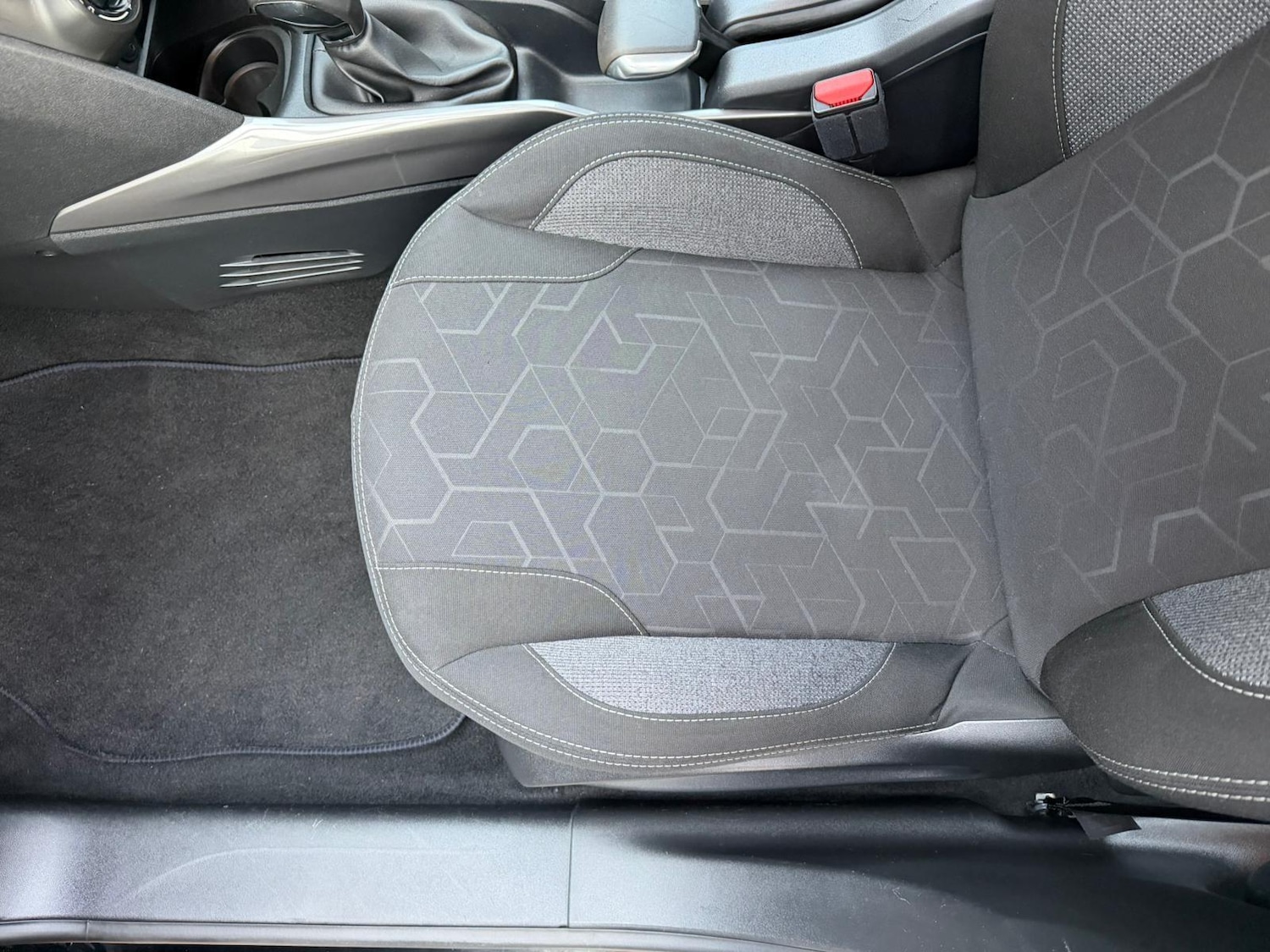 Used Peugeot 2008 2016 for sale - 76936504: Photo 24