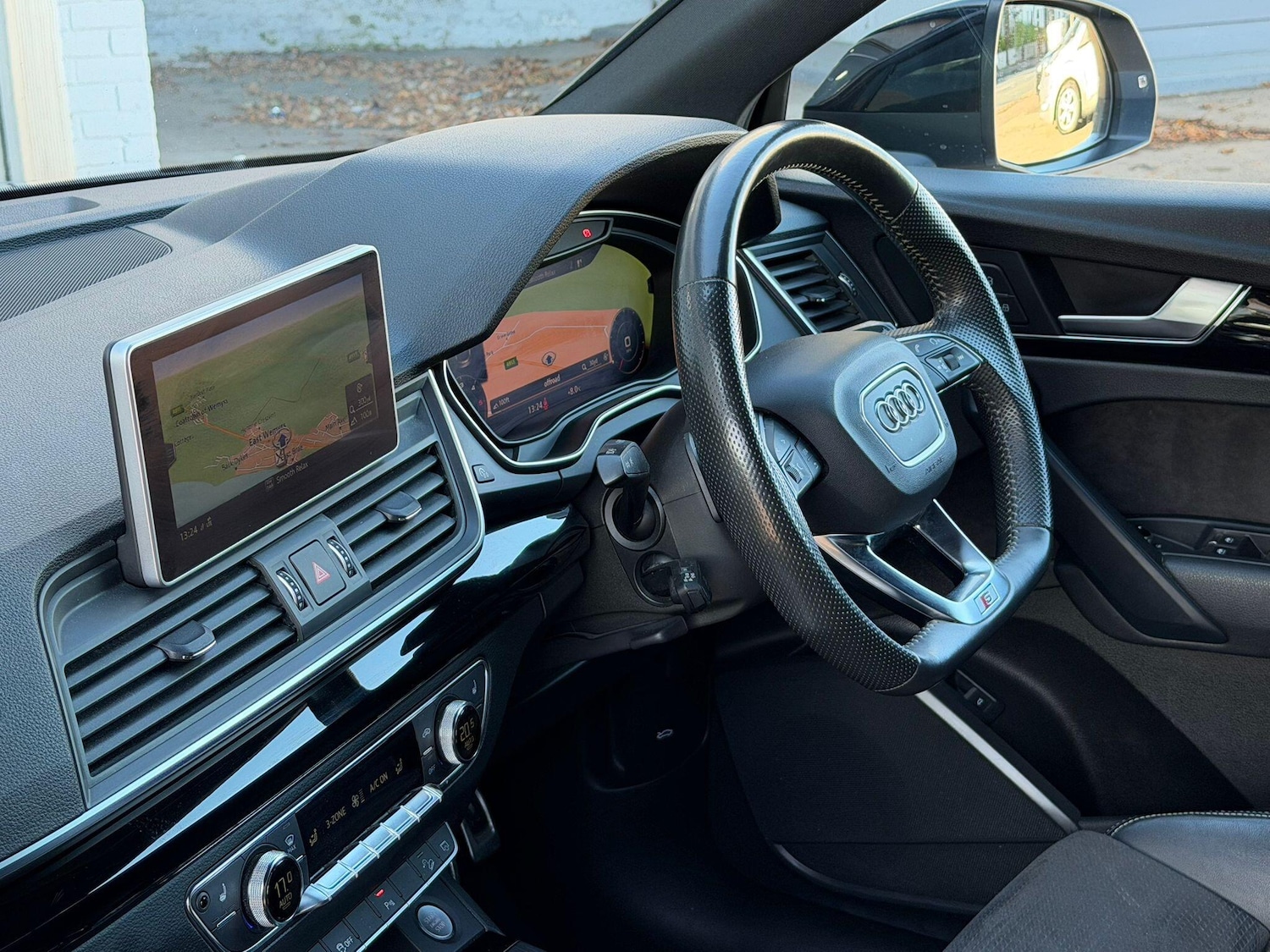 Used Audi Q5 for sale - 76996418: Photo 4