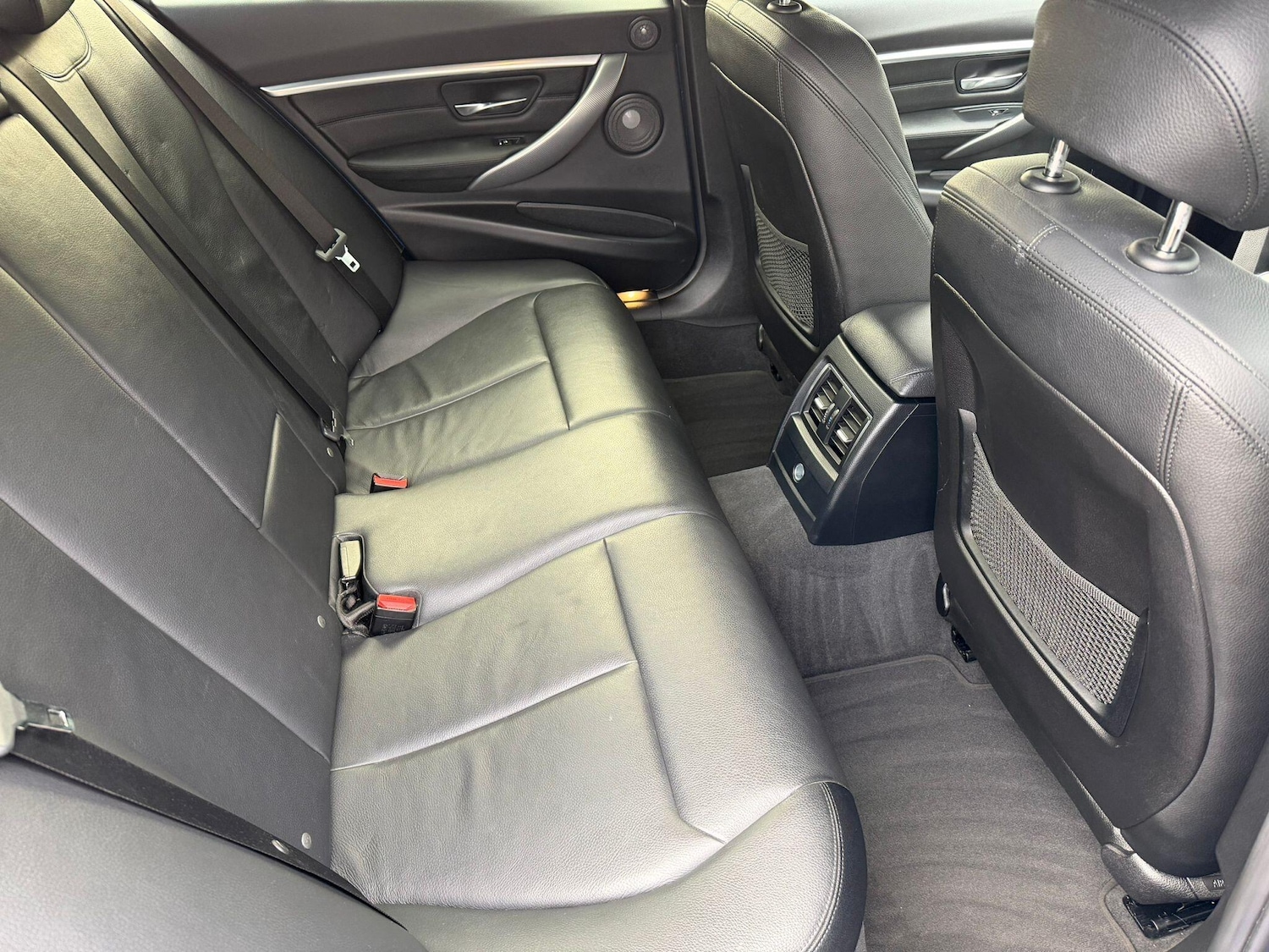 Used BMW 3 Series 2018 for sale - 76753307: Photo 8