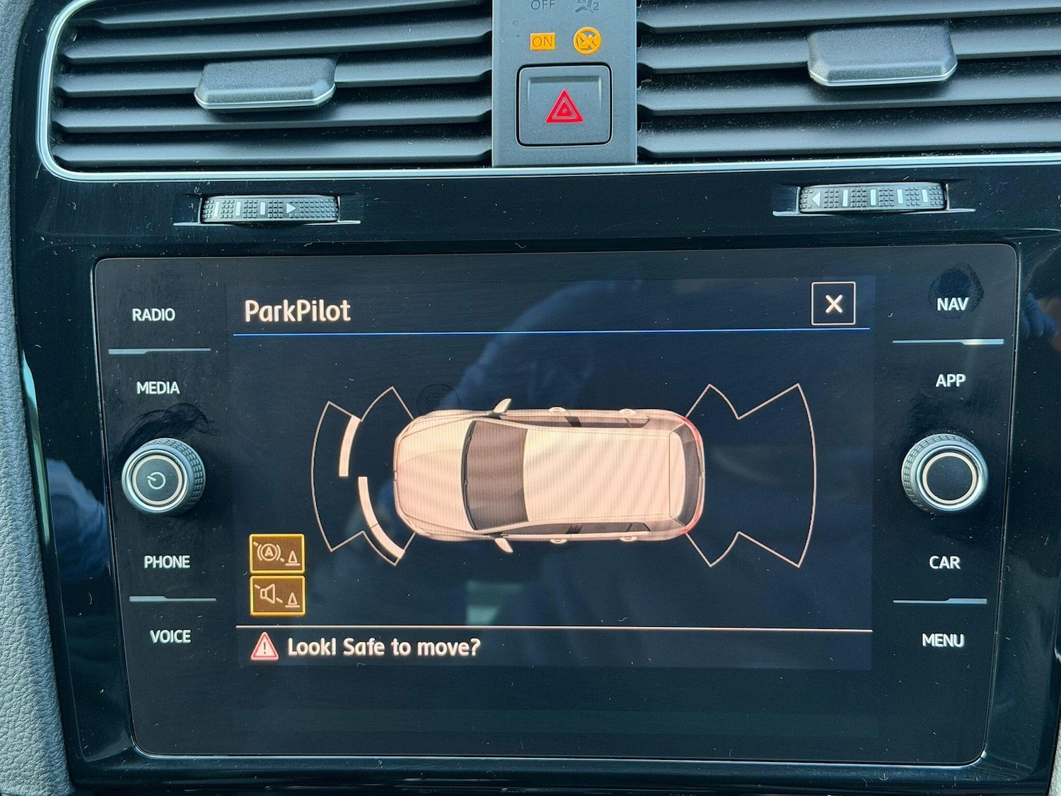 Used Volkswagen Golf 2019 for sale - 77358452: Photo 19