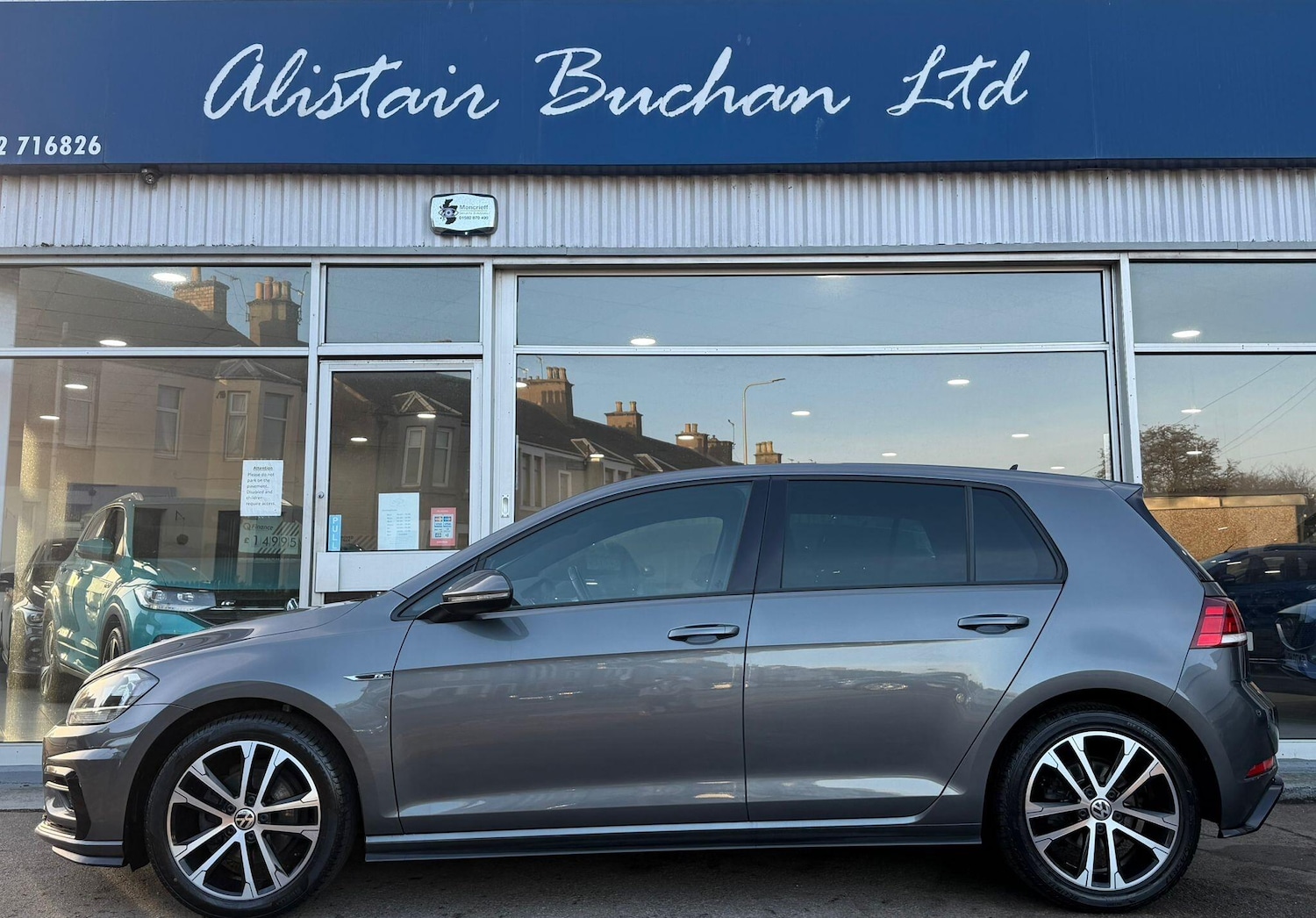 Used Volkswagen Golf 2019 for sale - 77358452: Photo 2