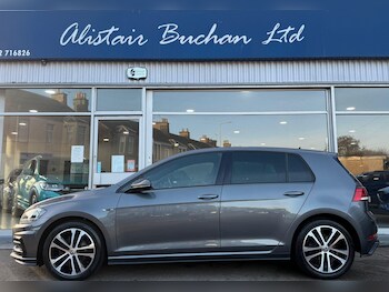 Used Volkswagen Golf 2019 for sale - 77358452: Photo