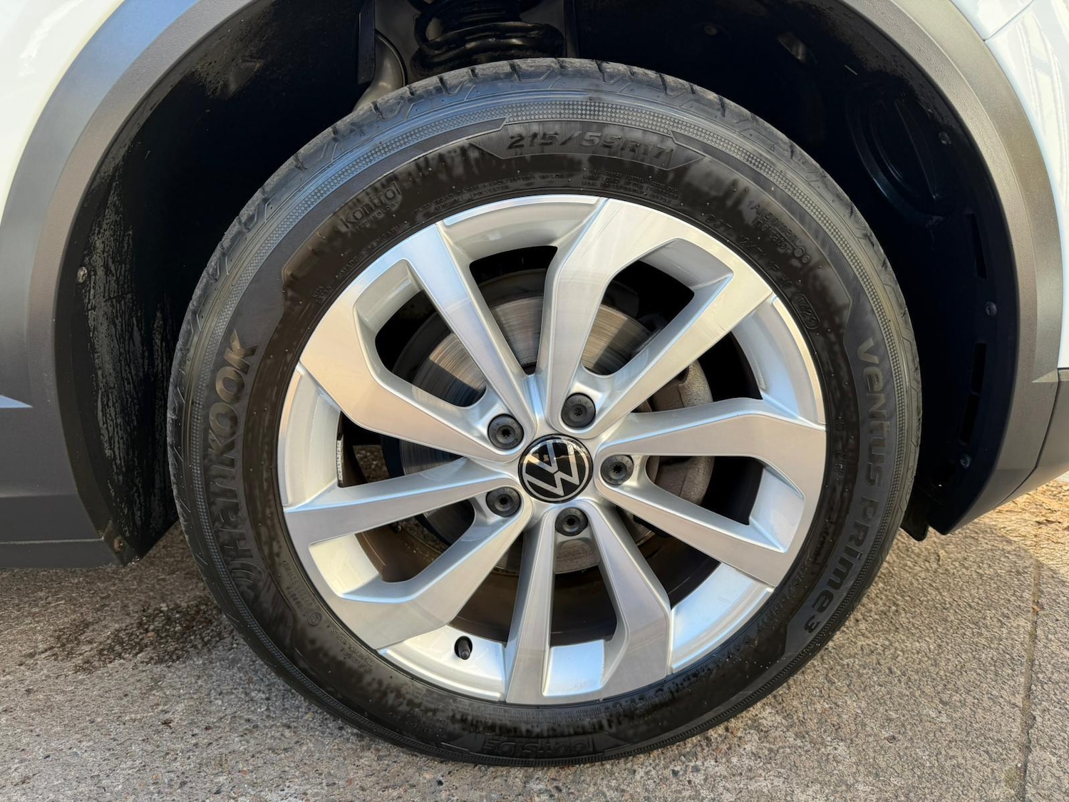 Used Volkswagen T-Roc 2023 for sale - 76645000: Photo 16