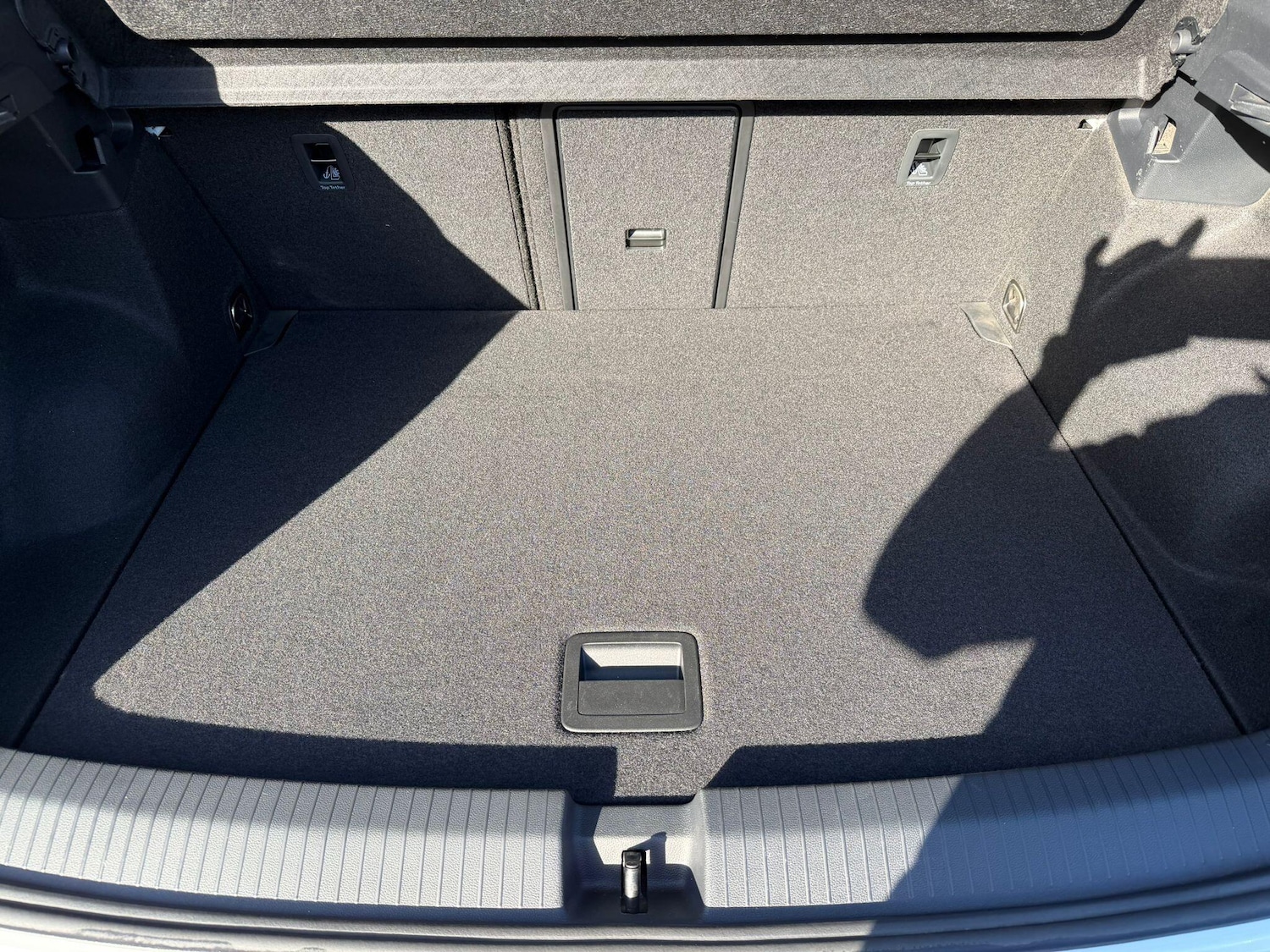 Used Volkswagen T-Roc 2023 for sale - 76645000: Photo 23