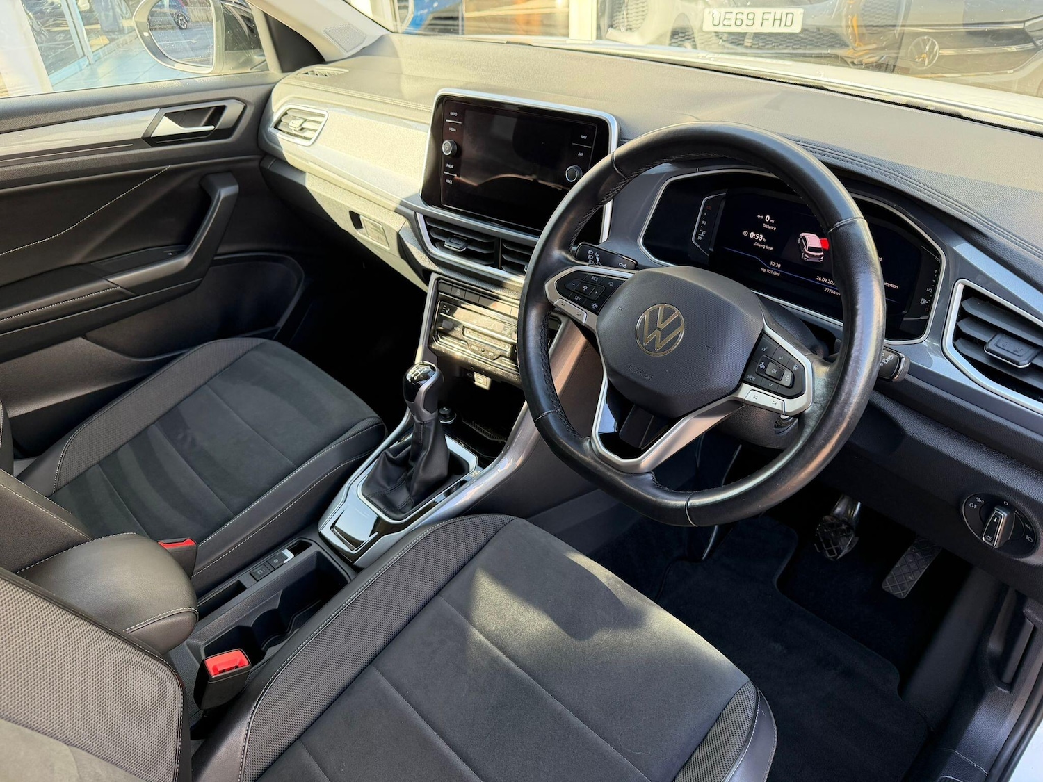 Used Volkswagen T-Roc 2023 for sale - 76645000: Photo 28