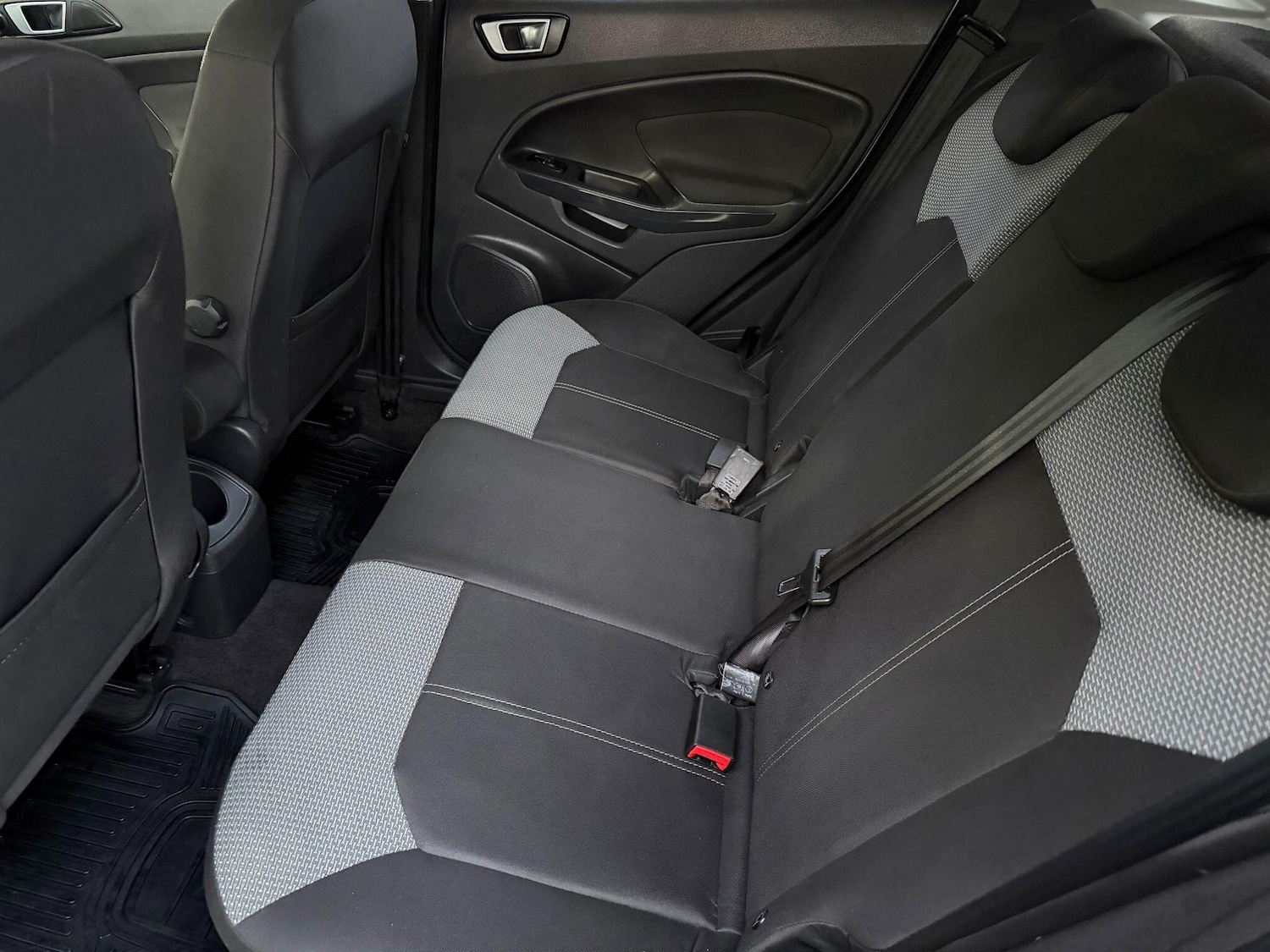 Used Ford Ecosport 2017 for sale - 77783427: Photo 10