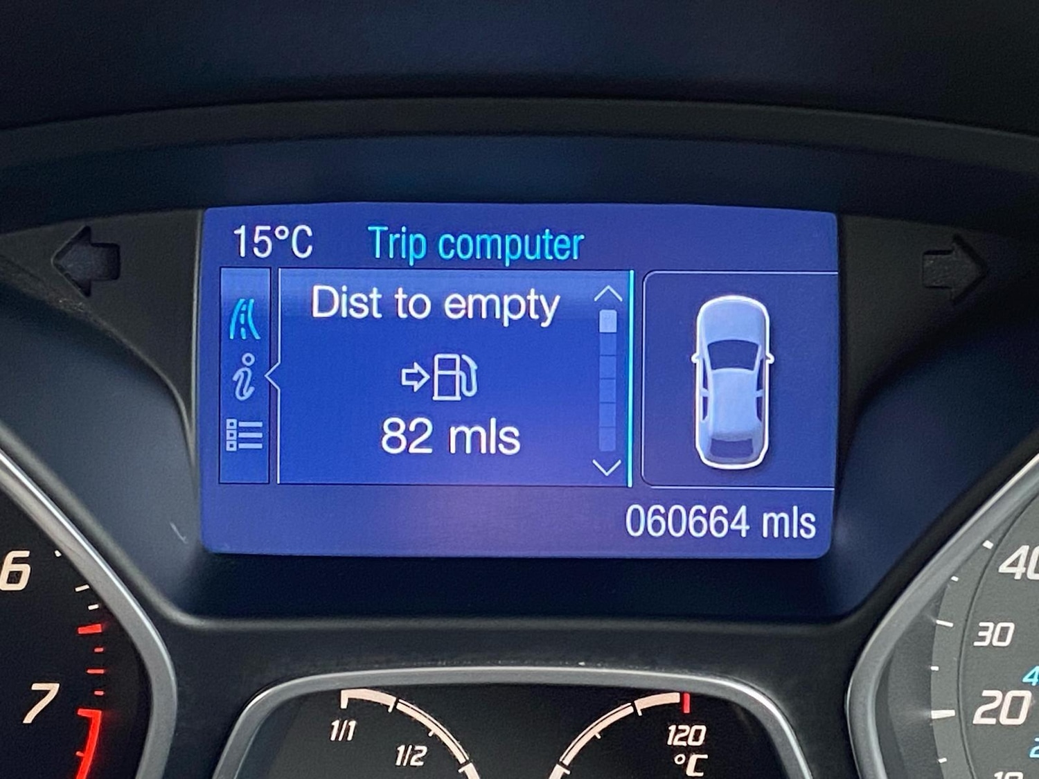 Used Ford Focus 2012 for sale - 76647596: Photo 10