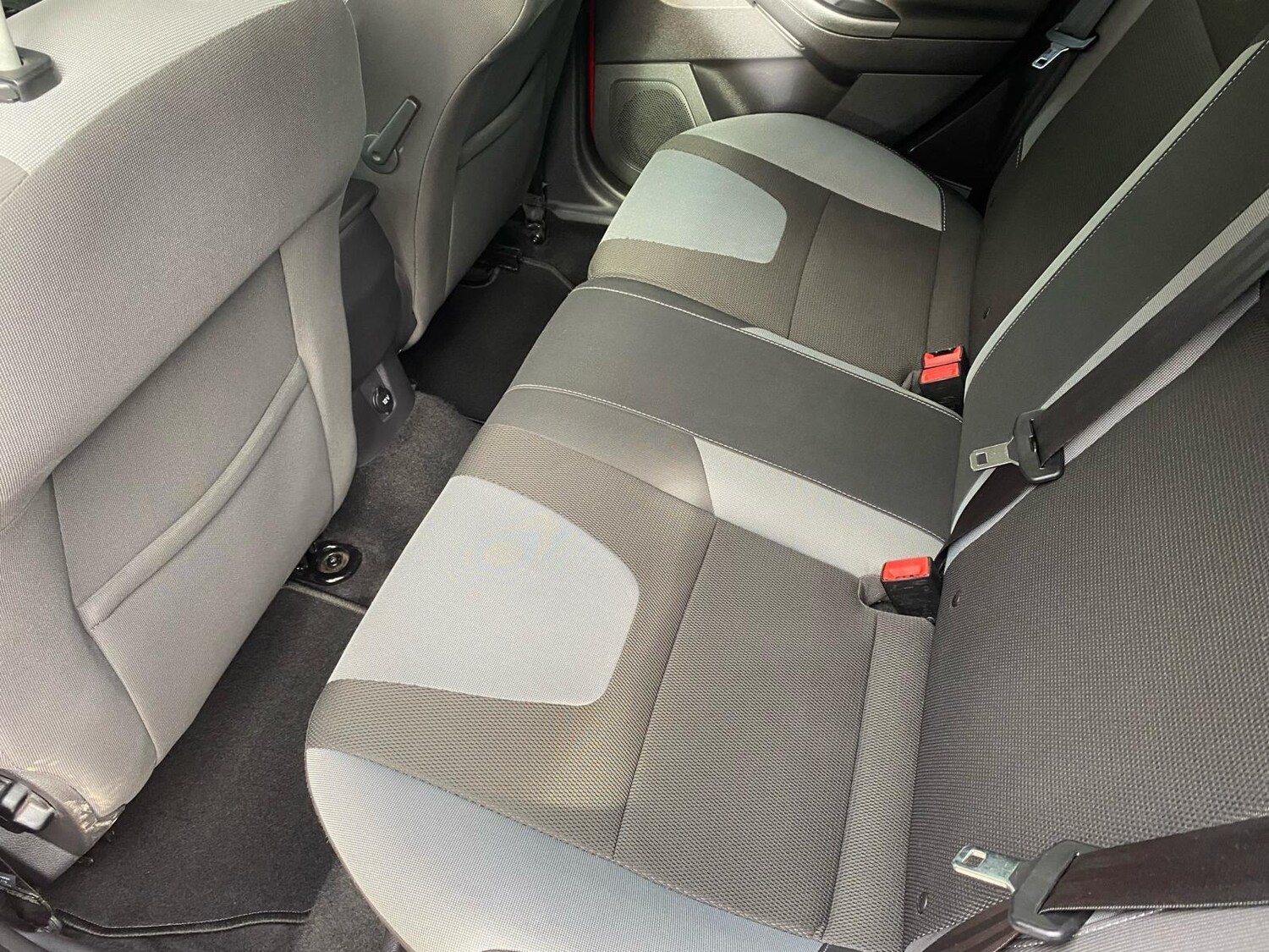 Used Ford Focus 2012 for sale - 76647596: Photo 8