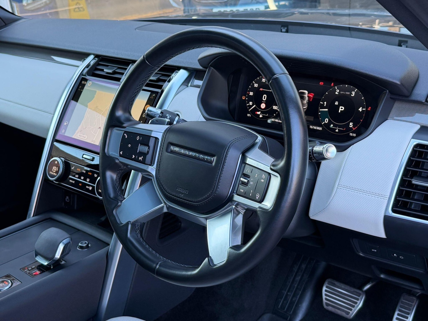 Used Land Rover Discovery 2021 for sale - 76647626: Photo 33