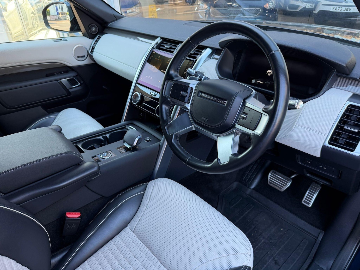 Used Land Rover Discovery 2021 for sale - 76647626: Photo 6