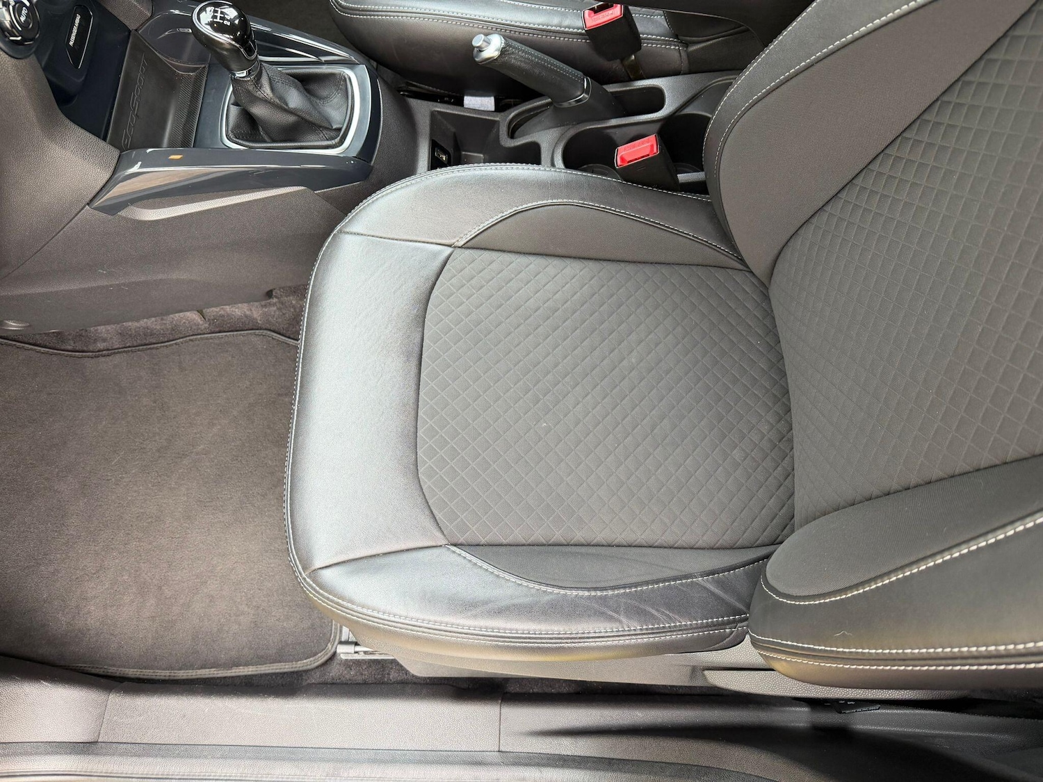 Used Ford Ecosport 2016 for sale - 77769005: Photo 24