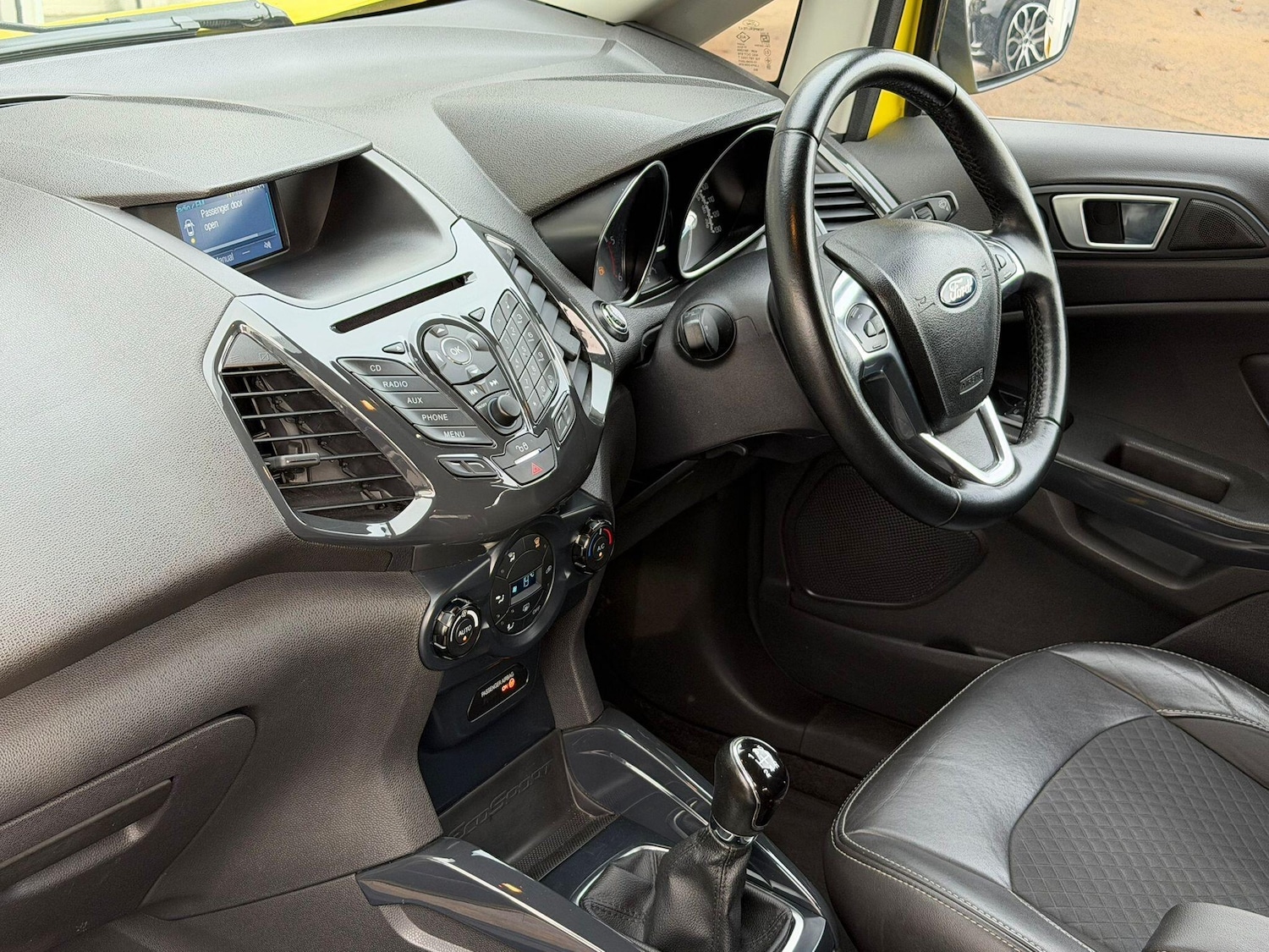 Used Ford Ecosport 2016 for sale - 77769005: Photo 4