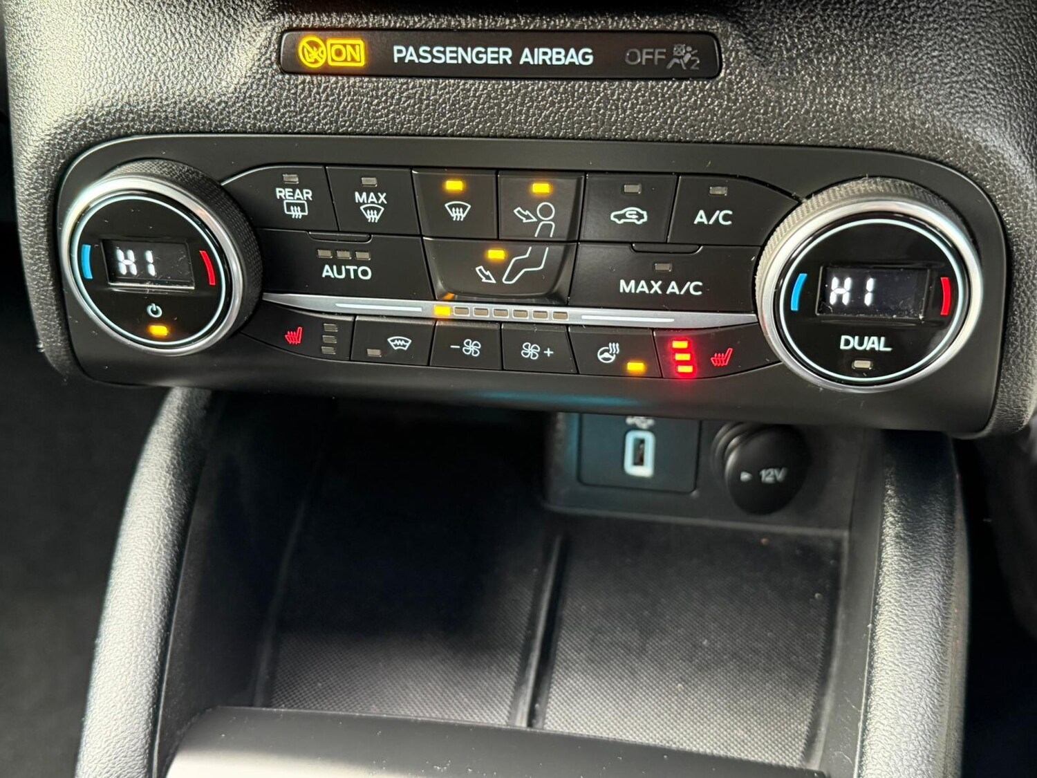 Used Ford Focus 2020 for sale - 76752503: Photo 25