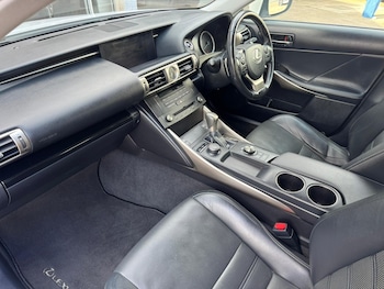 Used Lexus IS 2016 for sale - 76992571: Photo