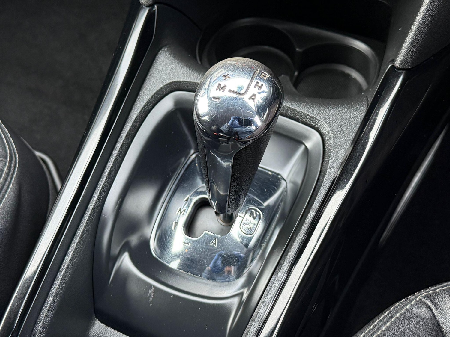 Used Peugeot 2008 2015 for sale - 77625007: Photo 4