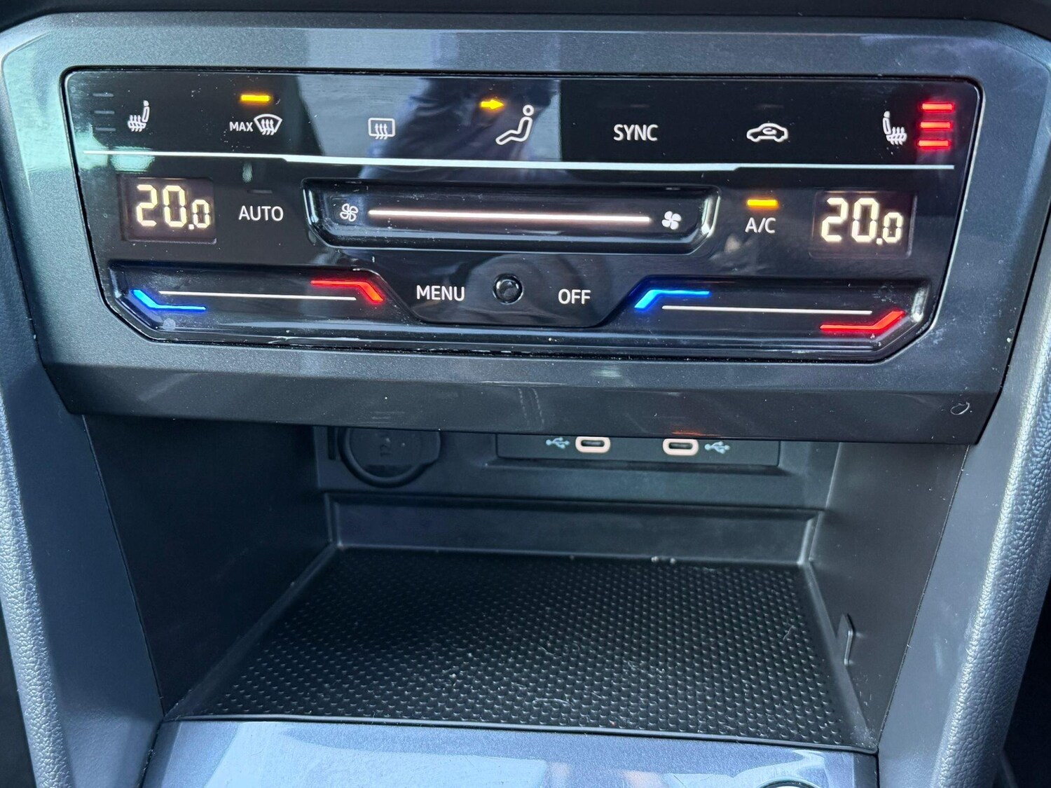 Used Volkswagen Tiguan for sale - 77823832: Photo 14