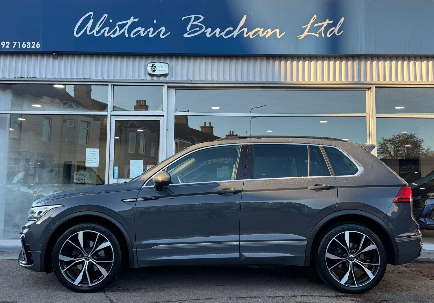 Used Volkswagen Tiguan for sale - 77823832: Photo 2