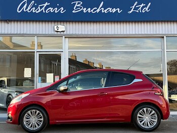 Used Peugeot 208 2017 for sale - 77268160: Photo
