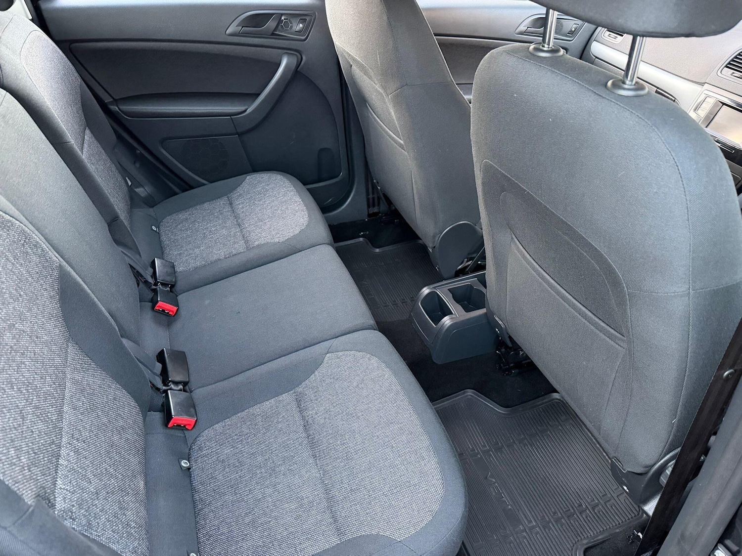 Used Skoda Yeti 2015 for sale - 76772235: Photo 11