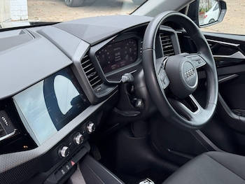 Used Audi A1 2022 for sale - 76647520: Photo