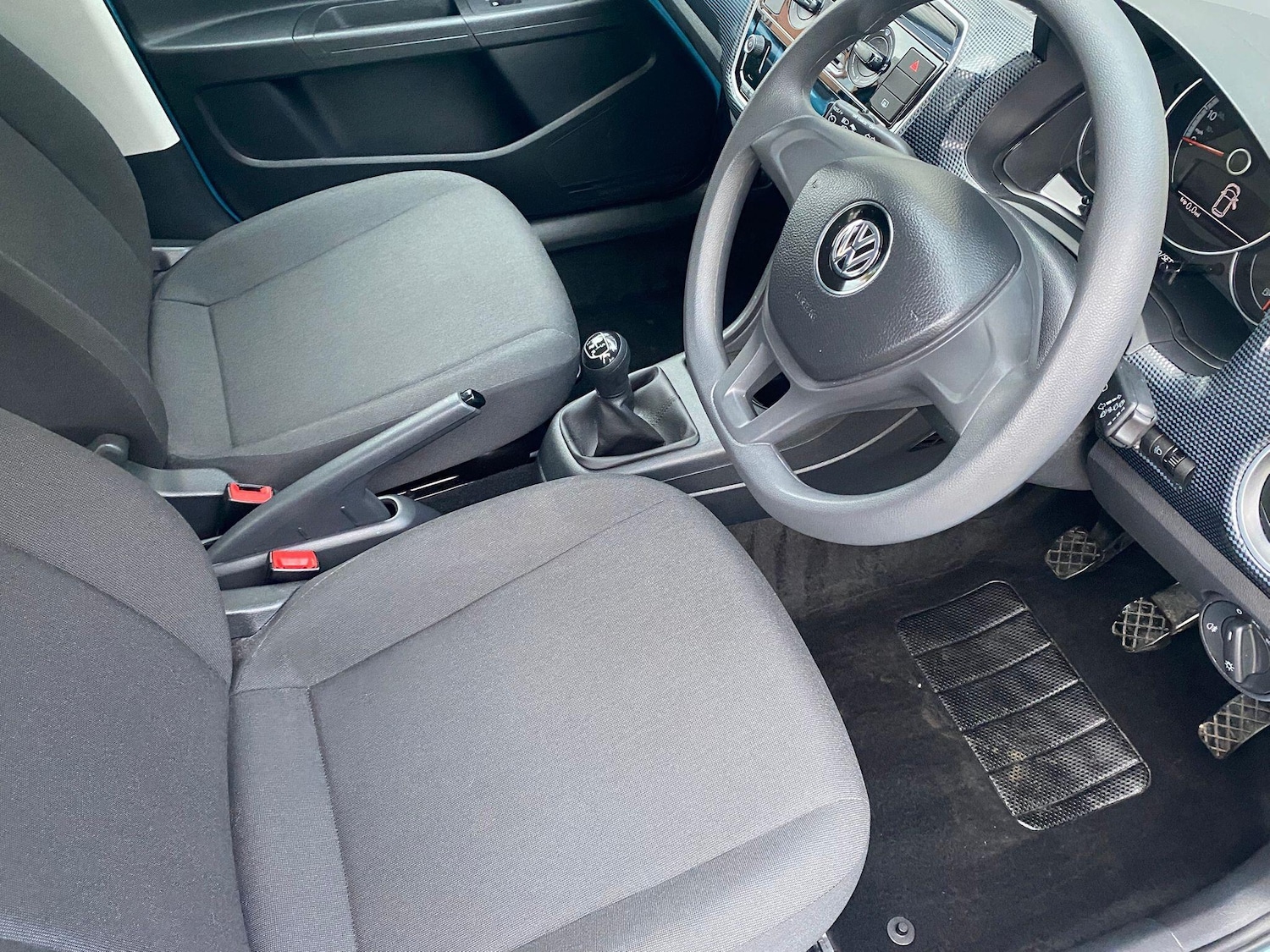 Used Volkswagen up! 2019 for sale - 76647459: Photo 6