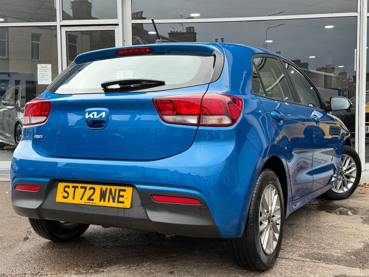 Used Kia Rio 2023 for sale - 76647530: Photo 3