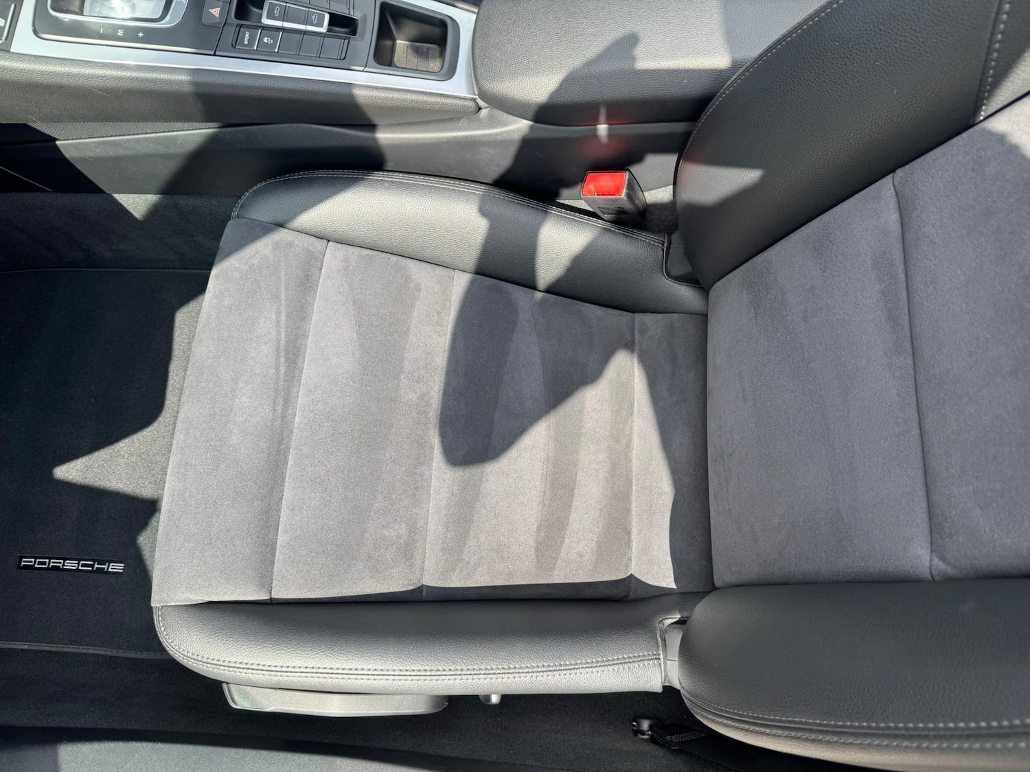 Used Porsche Boxster 2019 for sale - 76832792: Photo 28