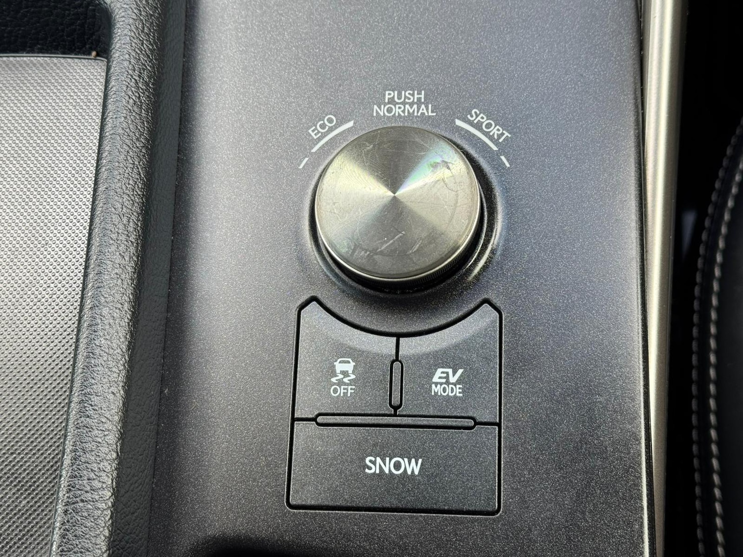 Used Lexus IS 2016 for sale - 76647581: Photo 16