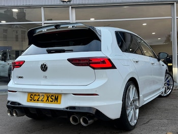 Used Volkswagen Golf 2022 for sale - 76735384: Photo