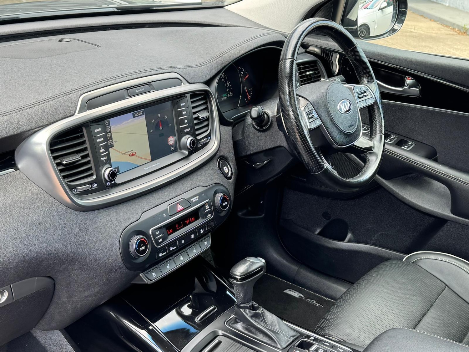 Used Kia Sorento 2019 for sale - 76647499: Photo 6