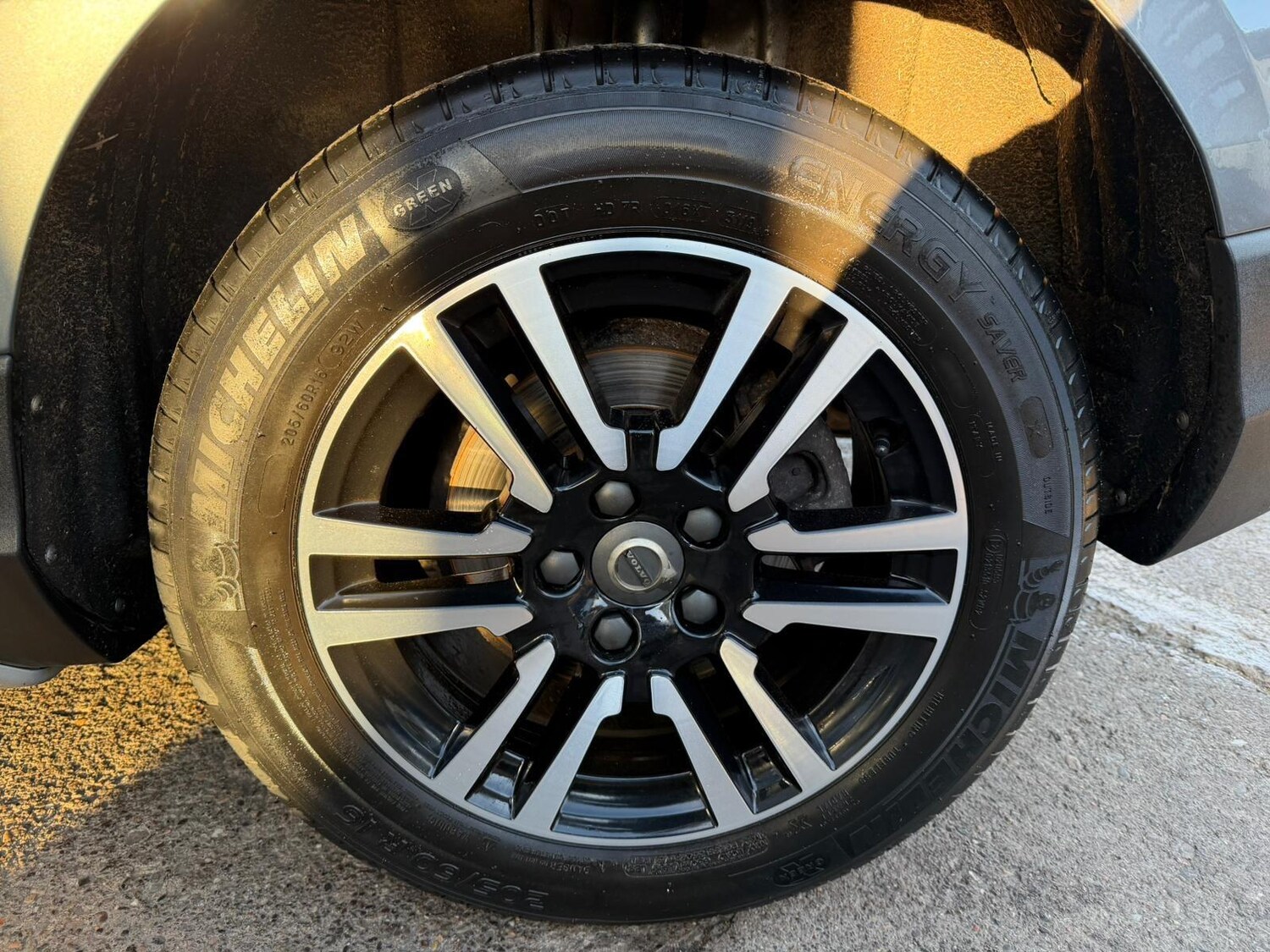 Used Volvo V40 2017 for sale - 76644604: Photo 18