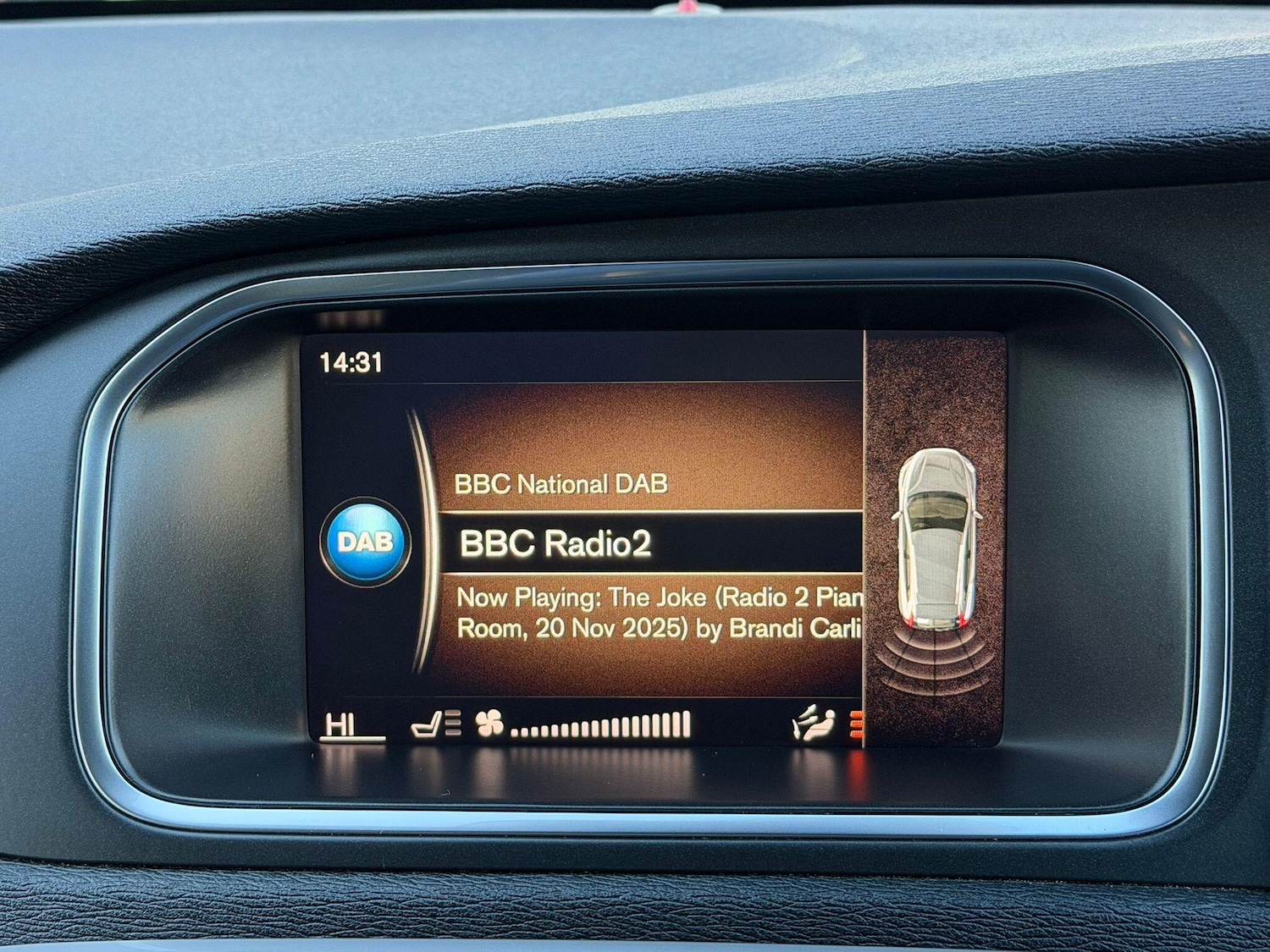 Used Volvo V40 2017 for sale - 76644604: Photo 20