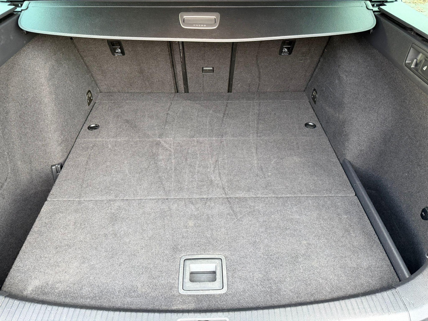 Used Volkswagen Golf 2014 for sale - 76647496: Photo 32