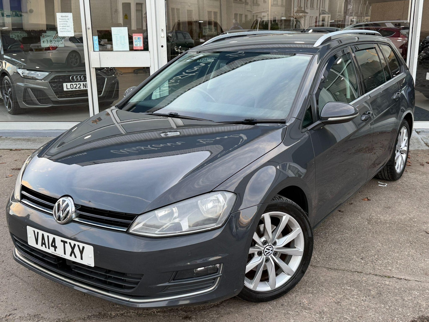 Used Volkswagen Golf 2014 for sale - 76647496: Photo 5