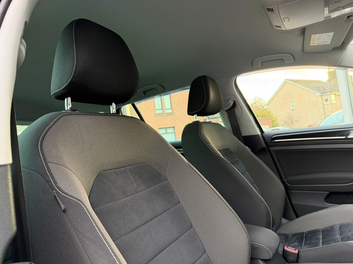 Used Volkswagen Golf 2014 for sale - 76647496: Photo 9