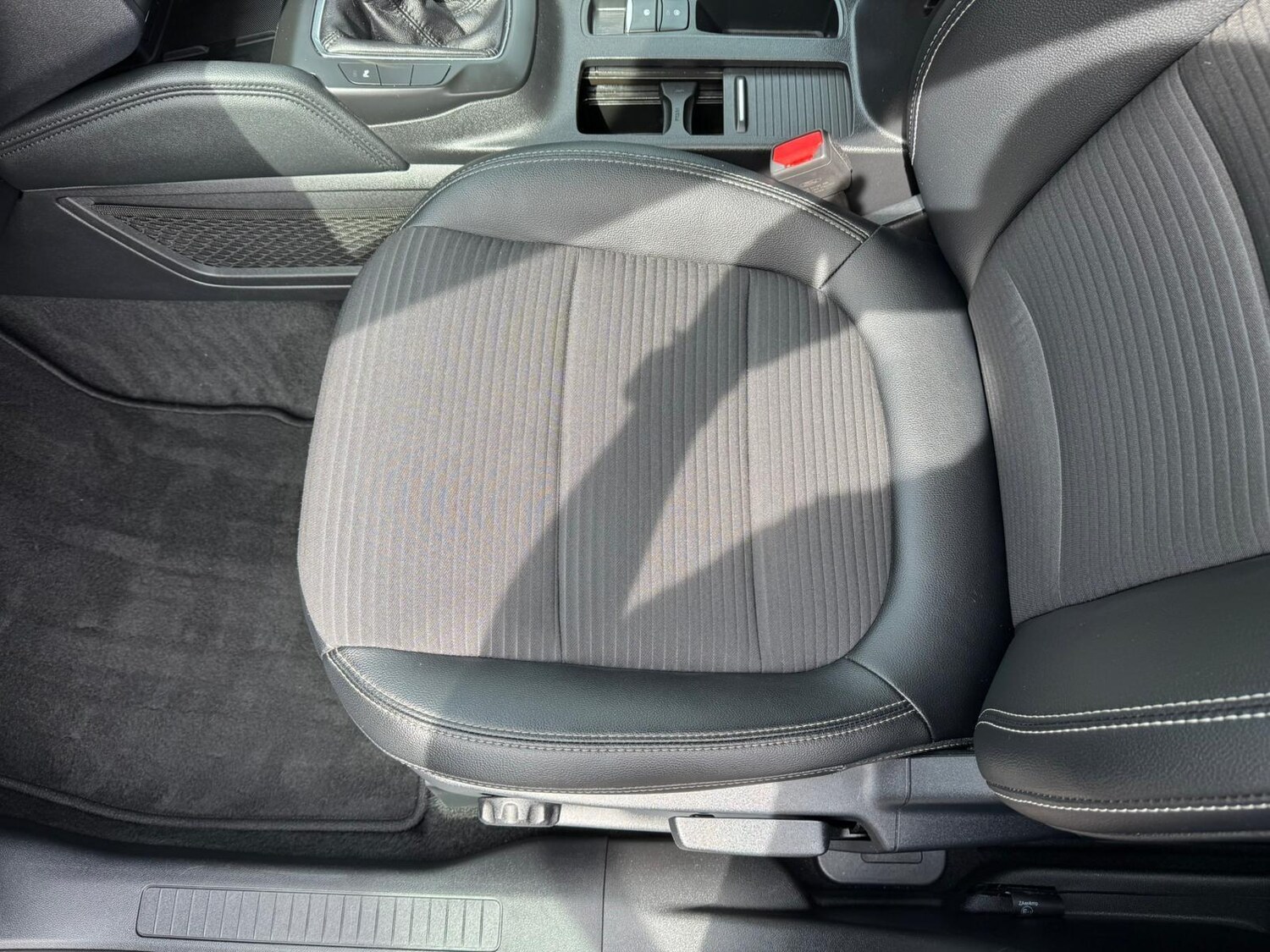 Used Ford Kuga 2022 for sale - 76647552: Photo 25