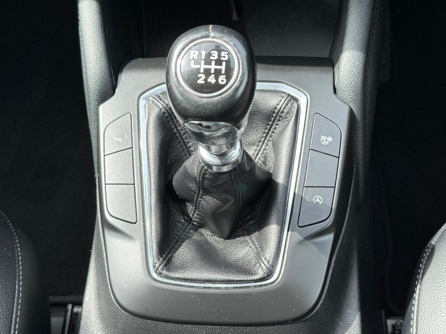 Used Ford Kuga 2022 for sale - 76647552: Photo 6