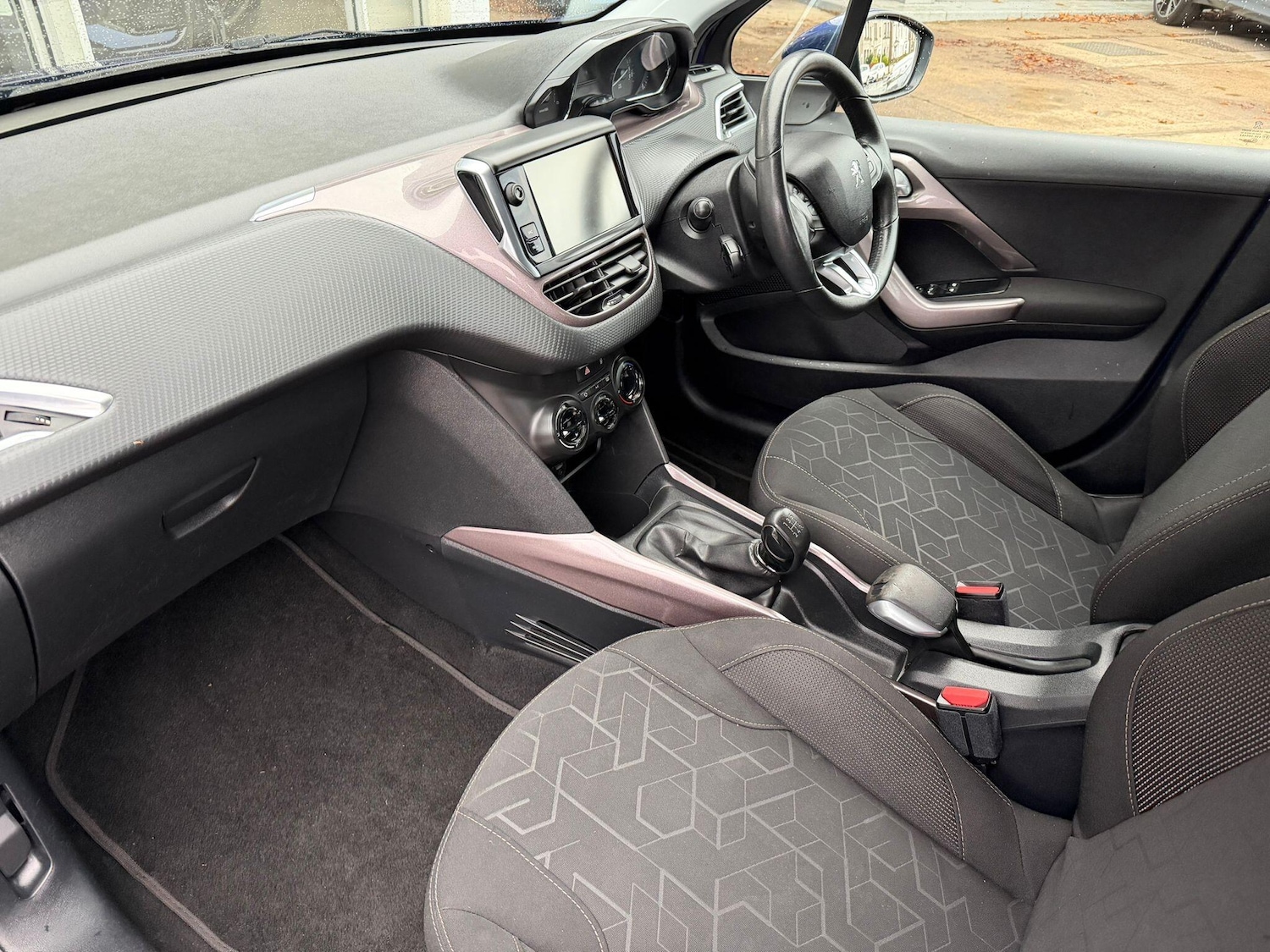 Used Peugeot 2008 2015 for sale - 76801859: Photo 23