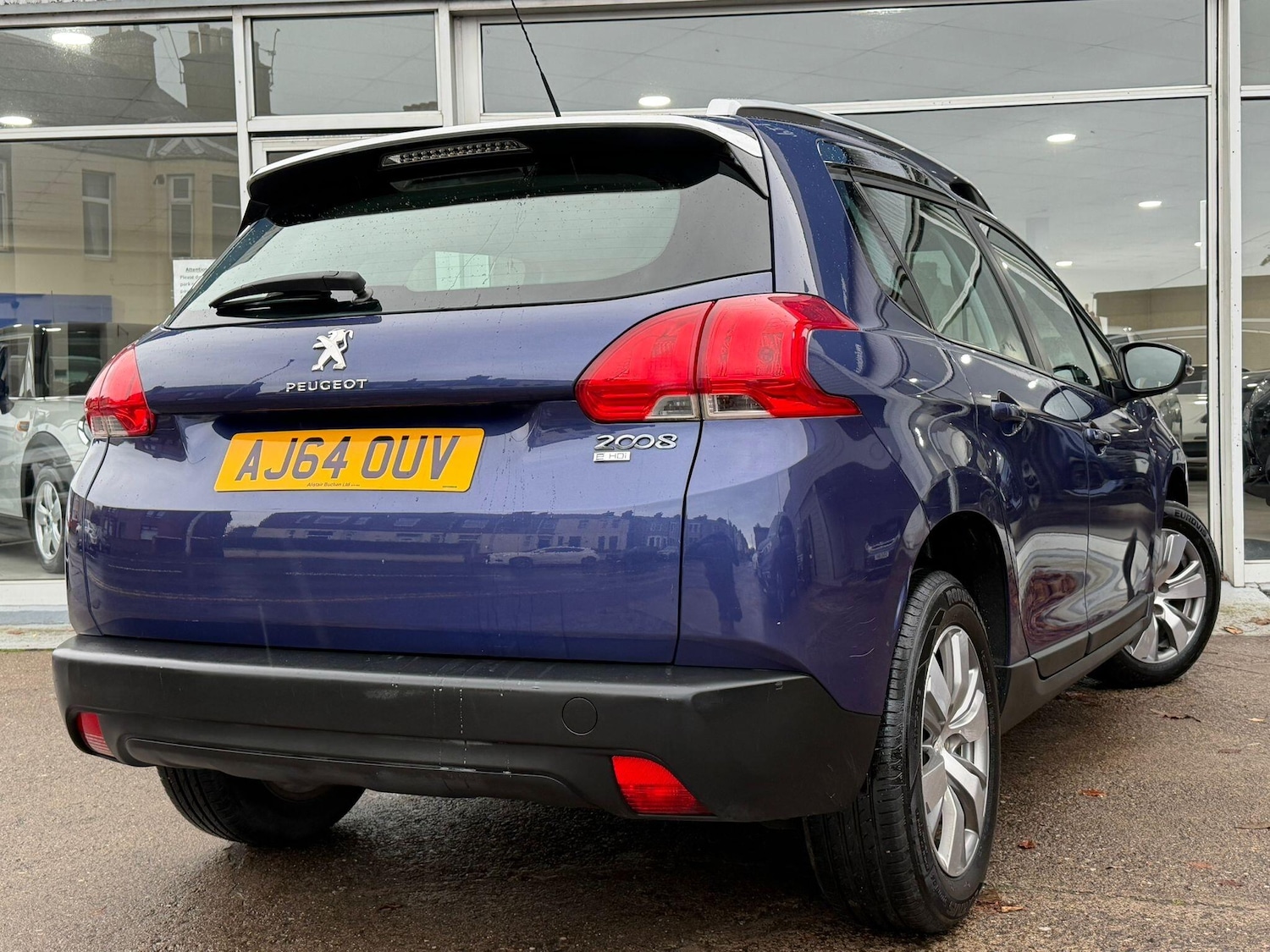 Used Peugeot 2008 2015 for sale - 76801859: Photo 3