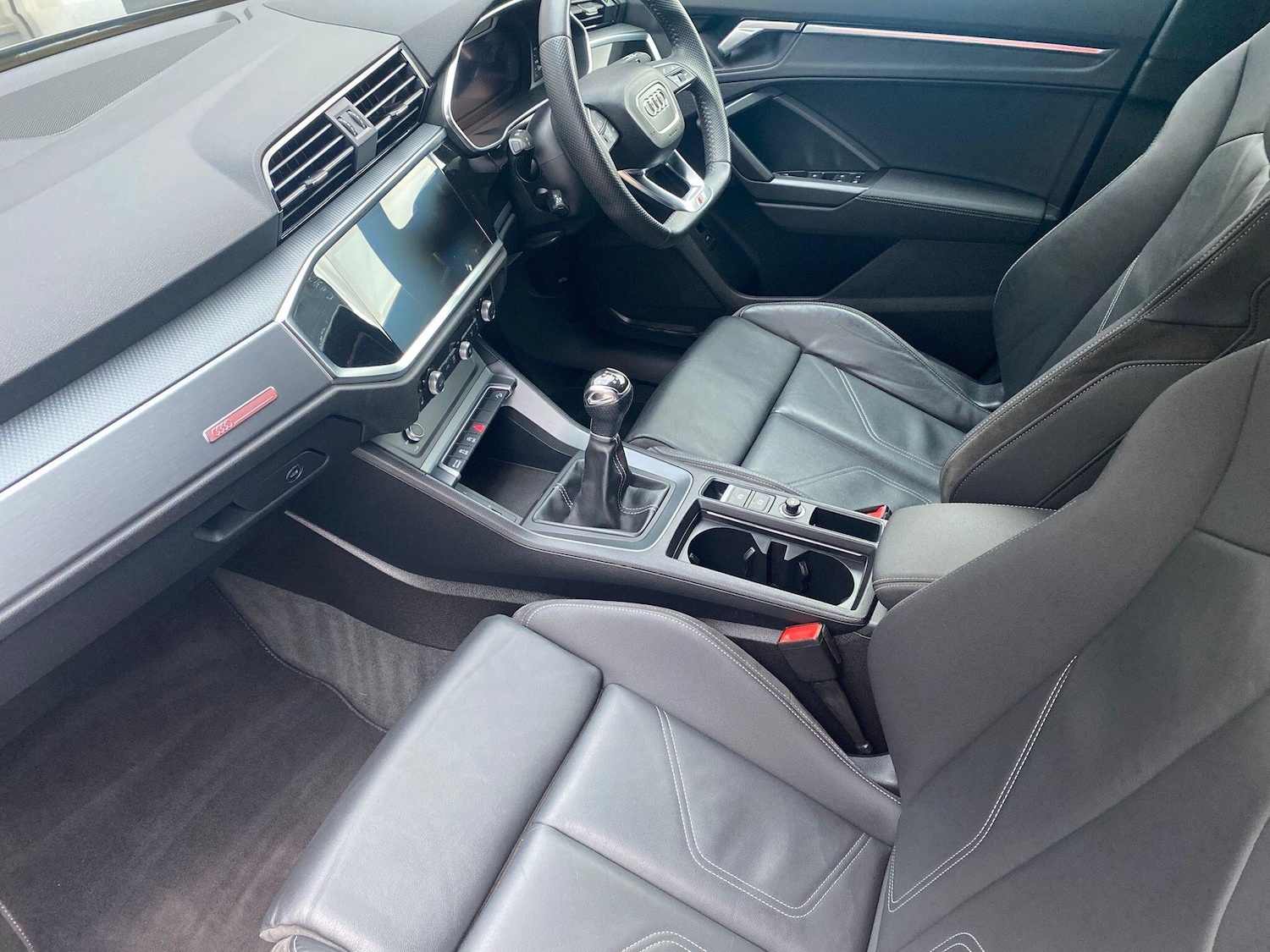 Used Audi Q3 2020 for sale - 76647515: Photo 4